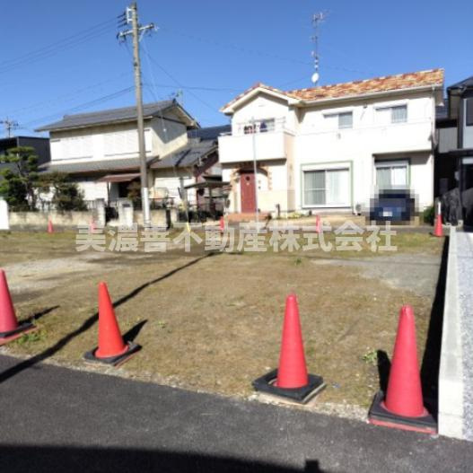 ６６２７１　岐阜市加納鉄砲町３丁目土地の外観