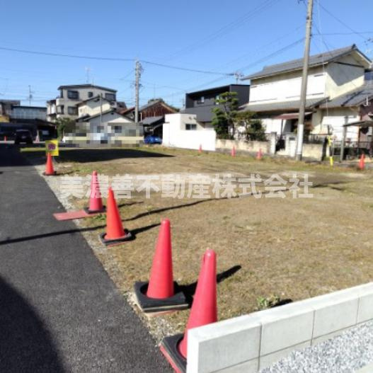 ６６２７１　岐阜市加納鉄砲町３丁目土地の外観