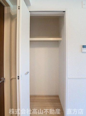 北九州市八幡西区茶屋の原１丁目のアパートの収納