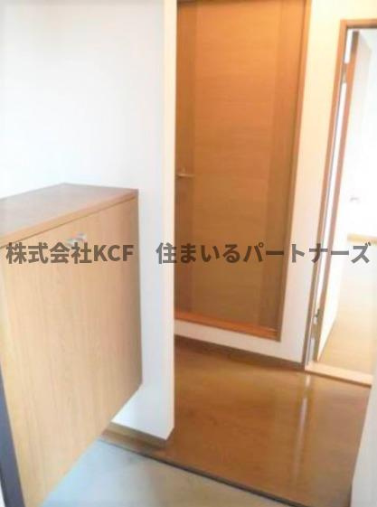 ドミールパーク江崎の玄関|きれいな玄関です