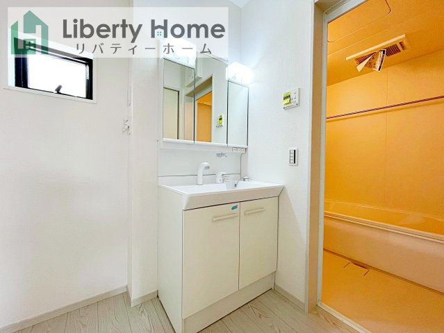 取手市白山6期　新築戸建　1号棟の独立洗面台