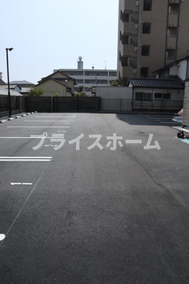 【駐車場】 | フローラル筥松　仲介手数料半額!プライスホームなら初期費用が安い！