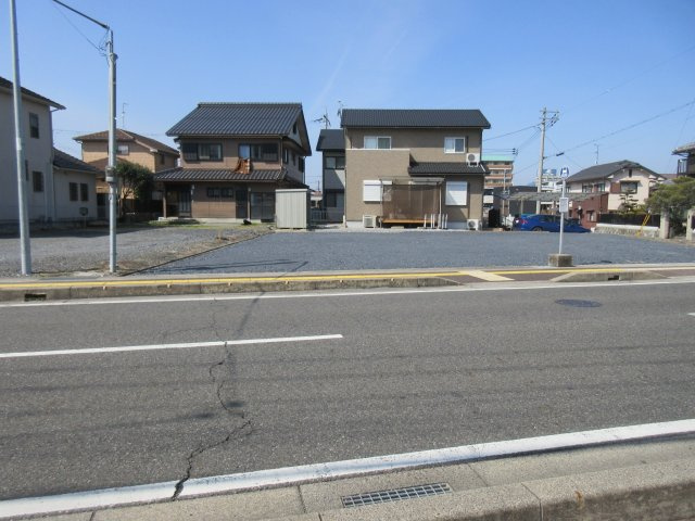 甲西駅前2区画の外観