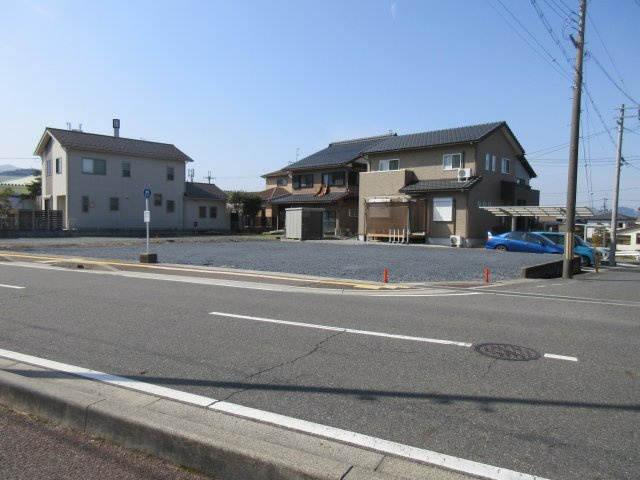 甲西駅前2区画の外観