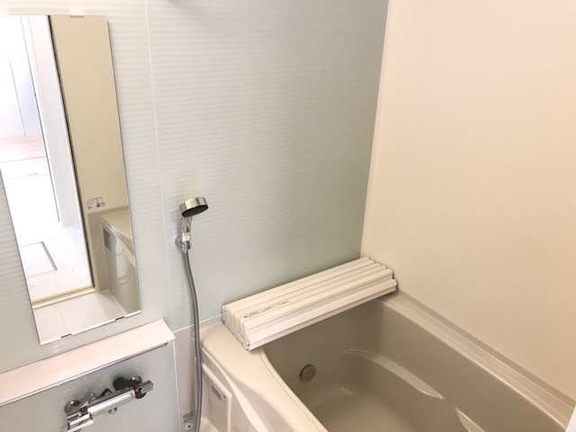 ZEUS茂原Ⅱの浴室