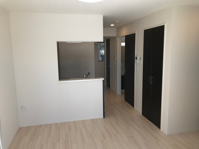 ZEUS茂原Ⅱの居間・リビング