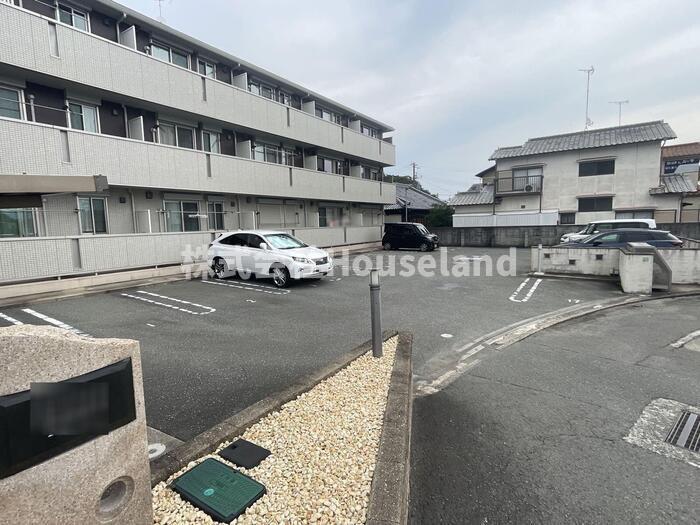 エトワールの駐車場