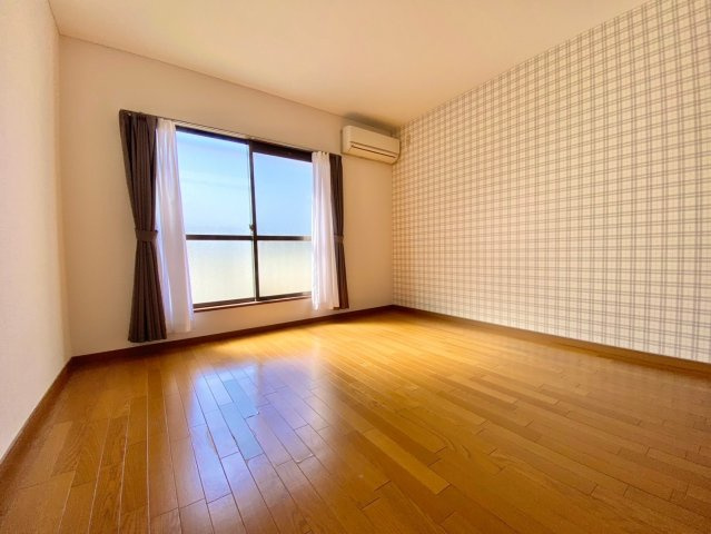 住吉ＶＡＬＯＲＥ2の洋室