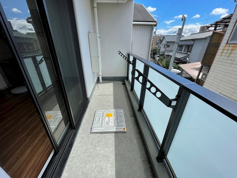 セレコート寝屋川本町のバルコニー