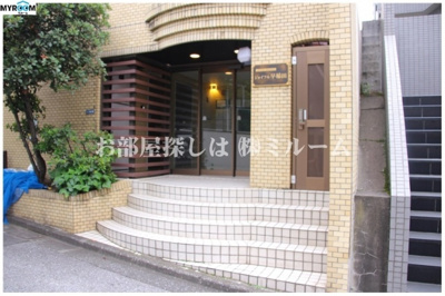 【エントランス】 | ジョイフル早稲田 | エントランス