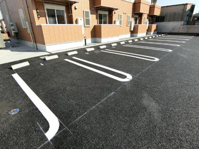 【駐車場】 | ユングフラウ　サカエ　Ｂ | 駐車場があります