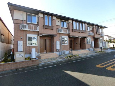 【外観】 | ユングフラウ　サカエ　Ｂ | 外はこのようになっています