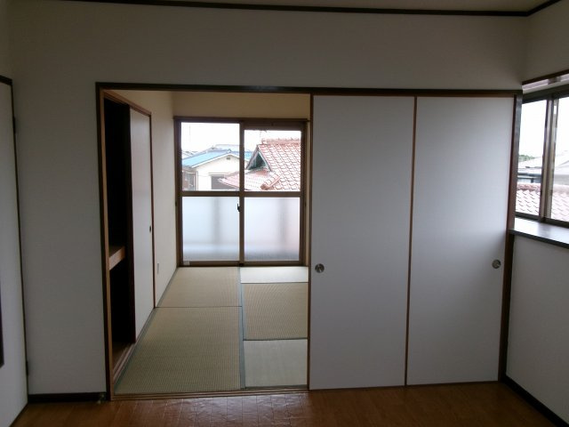 ルミエールSATOHの和室