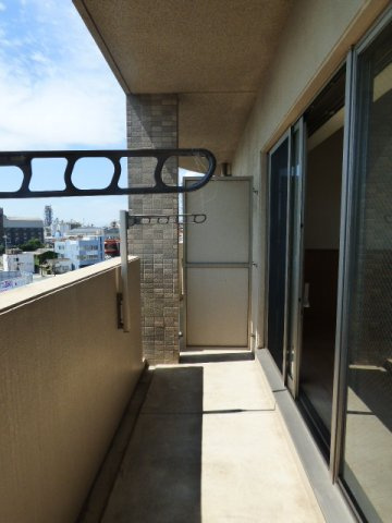 【バルコニー】 | ミレーユ・ステディア | 広いバルコニー♪お布団もたくさん干せます。　※掲載画像は同タイプの別室内画像のためイメージとしてご参照ください。