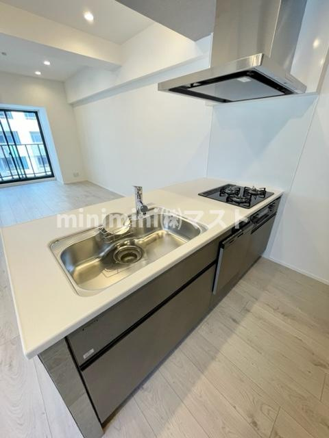 コンフォリア・リヴ谷町四丁目のキッチン