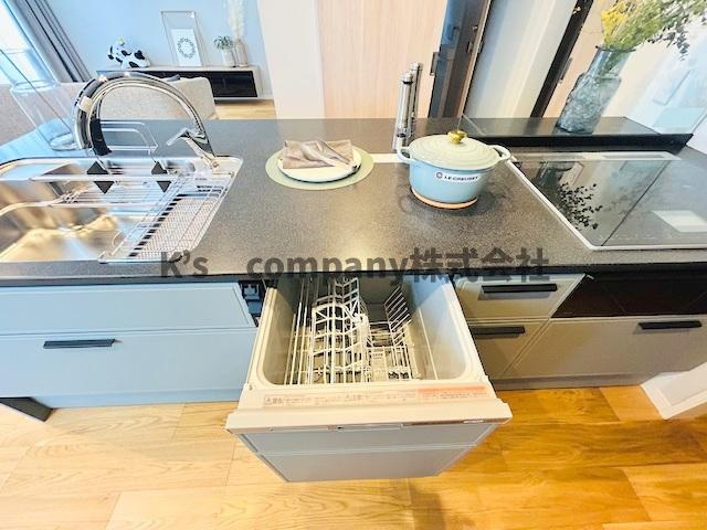 ◎茅ヶ崎市萩園　築後未入居戸建のキッチン|食器洗い乾燥機付きで家事の時短に役立ちます◇