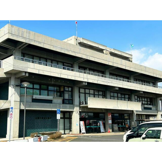 【その他】 | 小野田市役所まで約820ｍです。