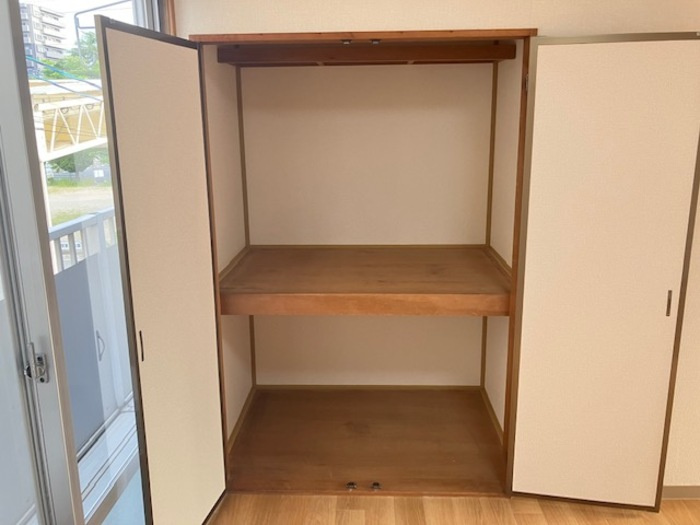 山田アパートの収納