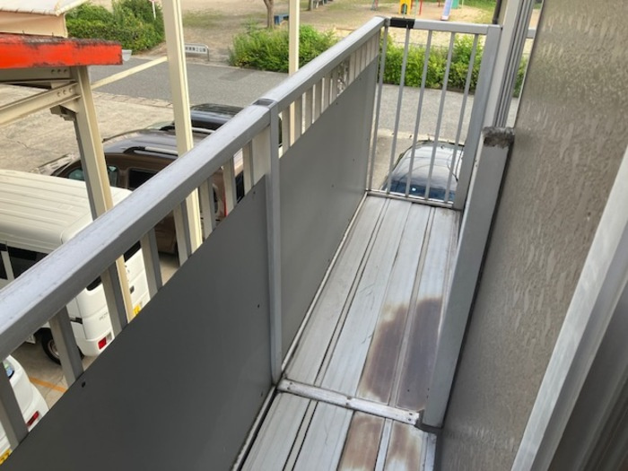 山田アパートのバルコニー