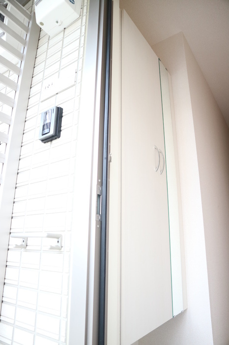 ウィット塩屋の玄関