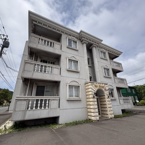 ビィラ・アンスブルージュの外観