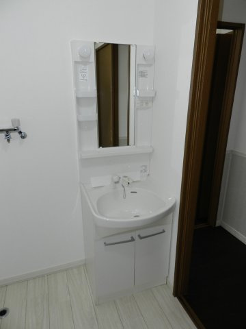 ビィラ・アンスブルージュの洗面所