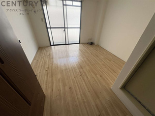 ハイム甲風園の居間