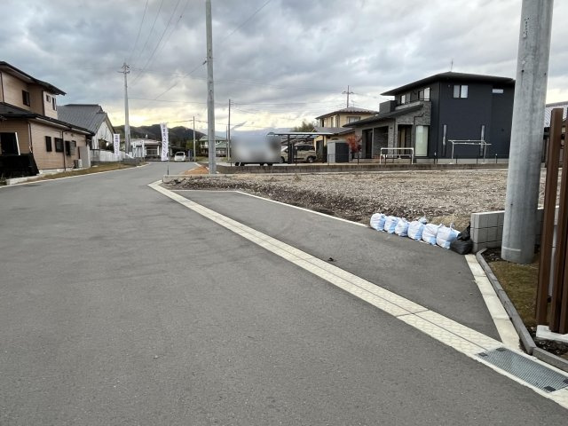 日光市土沢の前面道路含む現地写真