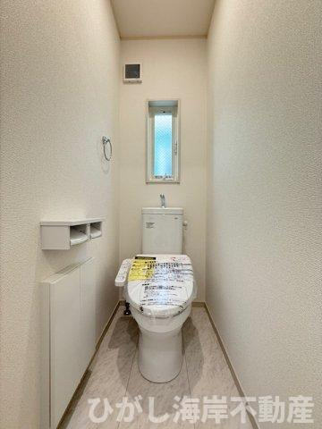 茅ヶ崎市今宿　新築戸建　全8棟のトイレ|洗浄機能付きお手洗い