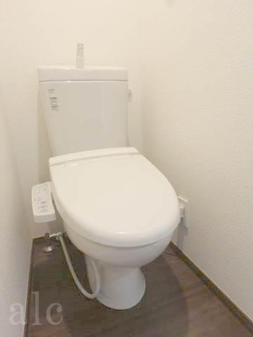 アーバンプレイス阿佐ヶ谷Ⅲのトイレ|ウォシュレットトイレ