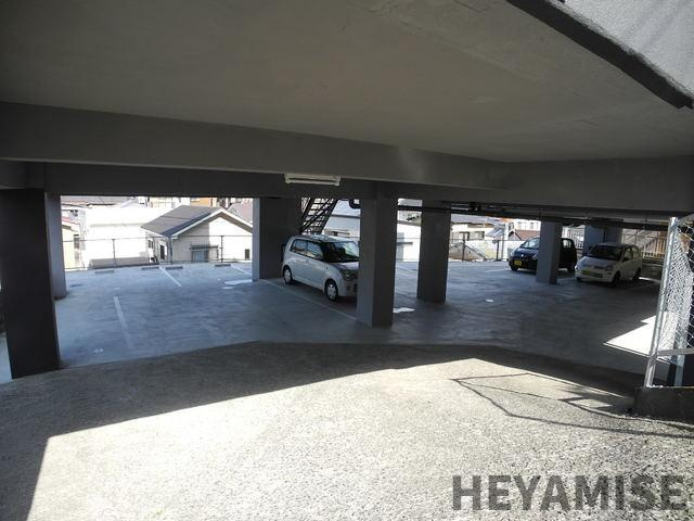 Hill Steage Takaoの駐車場