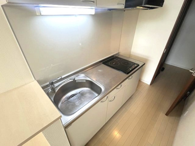 【キッチン】 | ワコーレヴィアノ芦屋三条