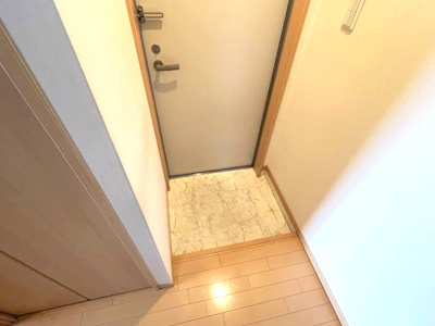 【玄関】 | ワコーレヴィアノ芦屋三条