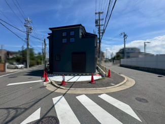 【前面道路含む現地写真】 | 助松町３丁目　新築分譲住宅　全２区画 | 前面道路含む現地写真です