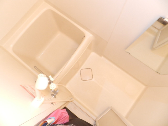 Ｅ．Ｓアベニュー　ヒラノアパートメントの浴室|落ち着いた空間のお風呂です