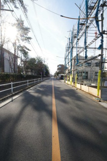 【前面道路含む現地写真】 | 【仲介手数料無料！！】国立市西２丁目　新築戸建て（全2棟）A号棟　4980万円