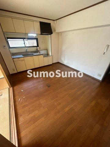 グレードタイム六甲の居間・リビング