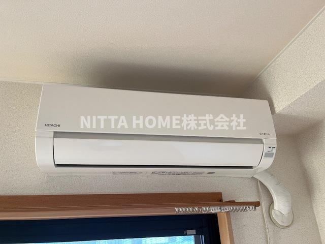 ラ・メゾンAOYAMAの玄関|シューズボックス付きの玄関です◇