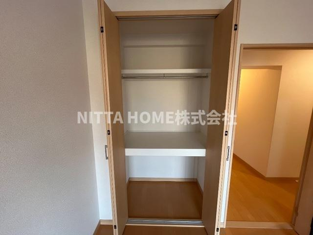 ラ・メゾンAOYAMAの内装|独立した洋室もございます(^_-)-☆