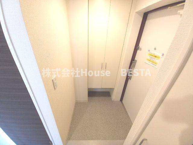 YAMATE435の玄関