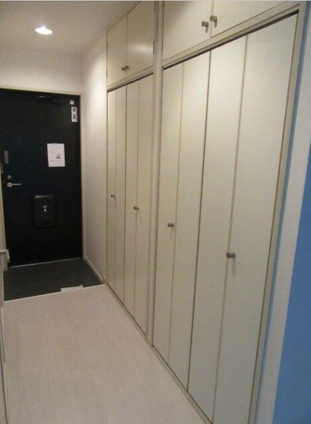 CASA　IOの玄関