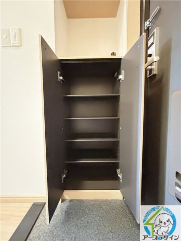 デフィーメゾンの収納