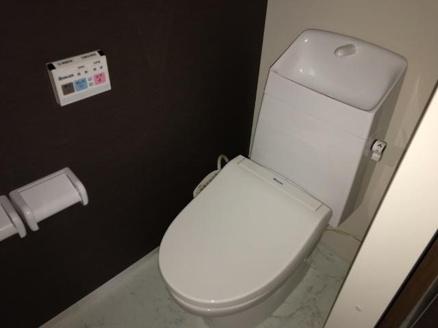 アドレコートのトイレ|シャワー付トイレ