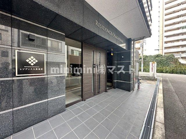 レジデンス大阪城前のエントランス