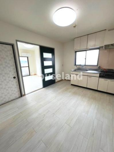 エクシード紀伊　B棟の洋室