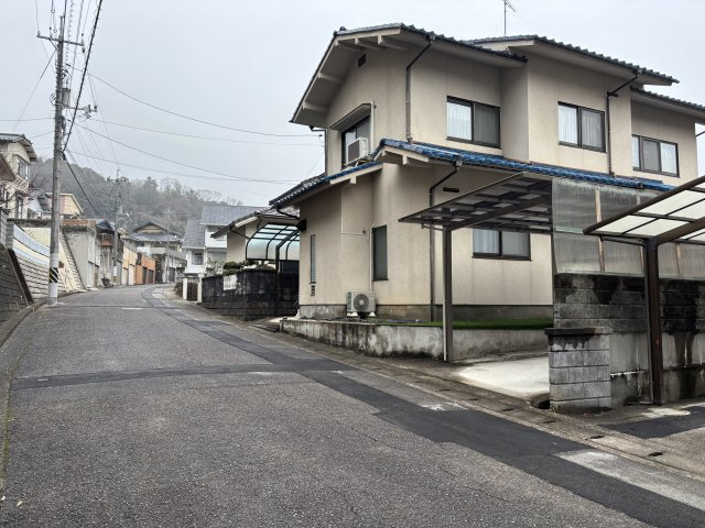 中古戸建　長楽寺3丁目の前面道路含む現地写真