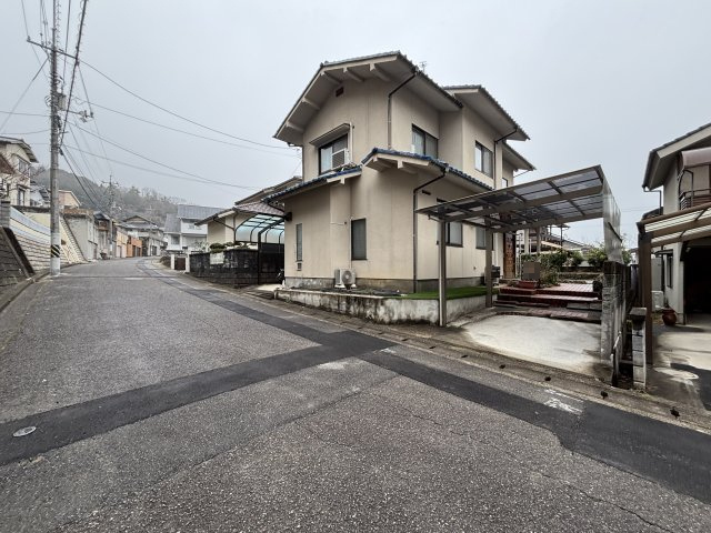 中古戸建　長楽寺3丁目の前面道路含む現地写真