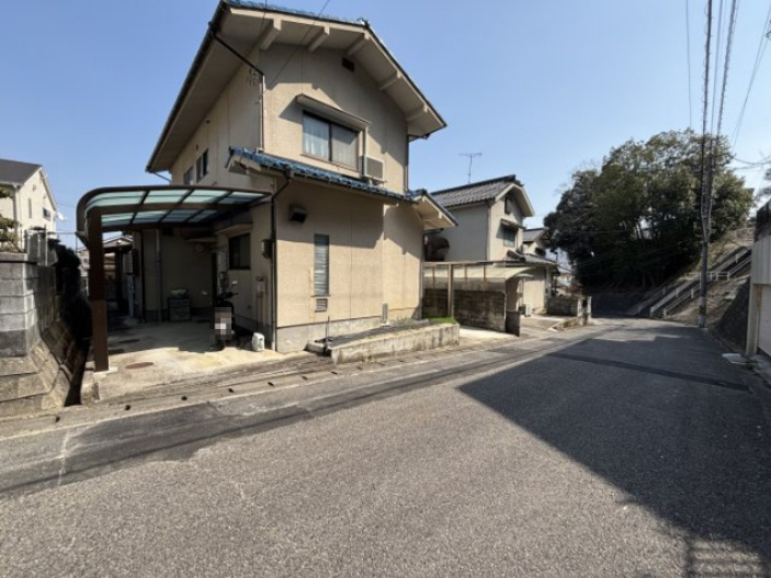 中古戸建　長楽寺3丁目の前面道路含む現地写真