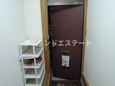 コーポ秋元　室内洗濯機置き場　女性限定　学生おすすめの玄関