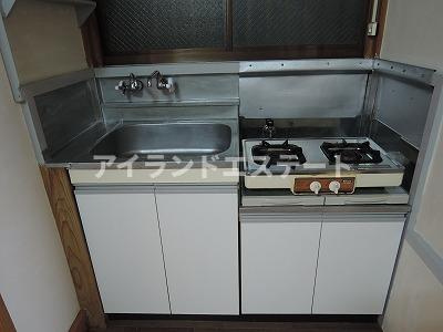 コーポ秋元　室内洗濯機置き場　女性限定　学生おすすめのキッチン